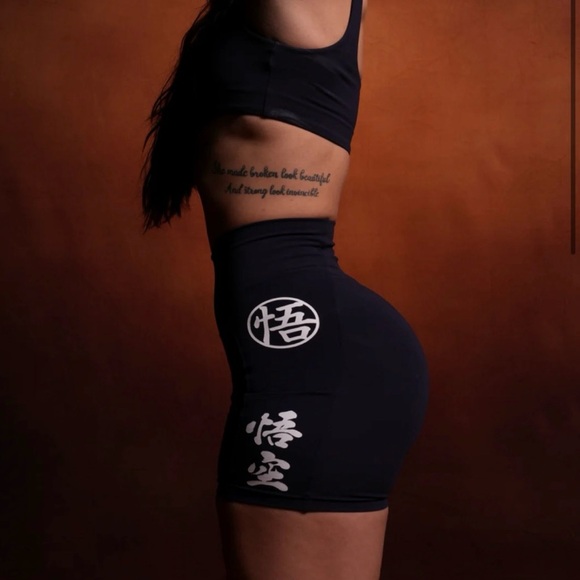 GO WOLVES “GEORGA” ENERGY SHORTS IN NIGHTSHADE